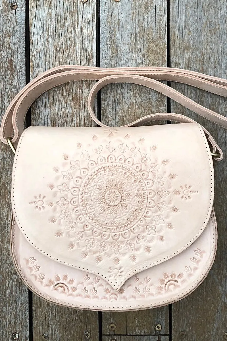 BLUSHING EARTH SADDLE BAG NATURAL