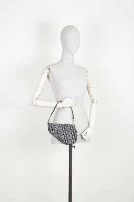 CHRISTIAN DIOR Vintage Oblique Saddle Pochette