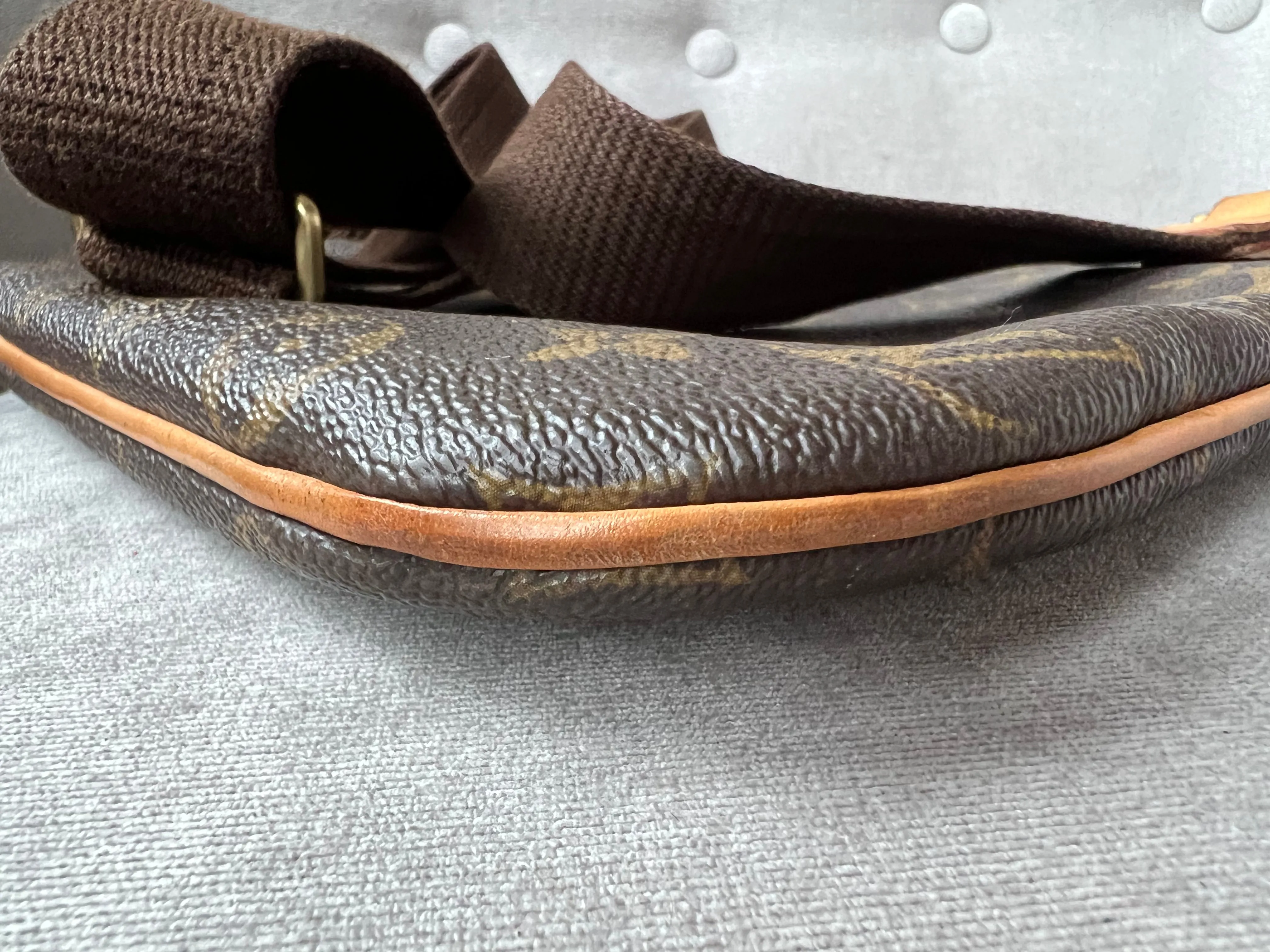 Louis Vuitton  Bosphore Messenger Monogram