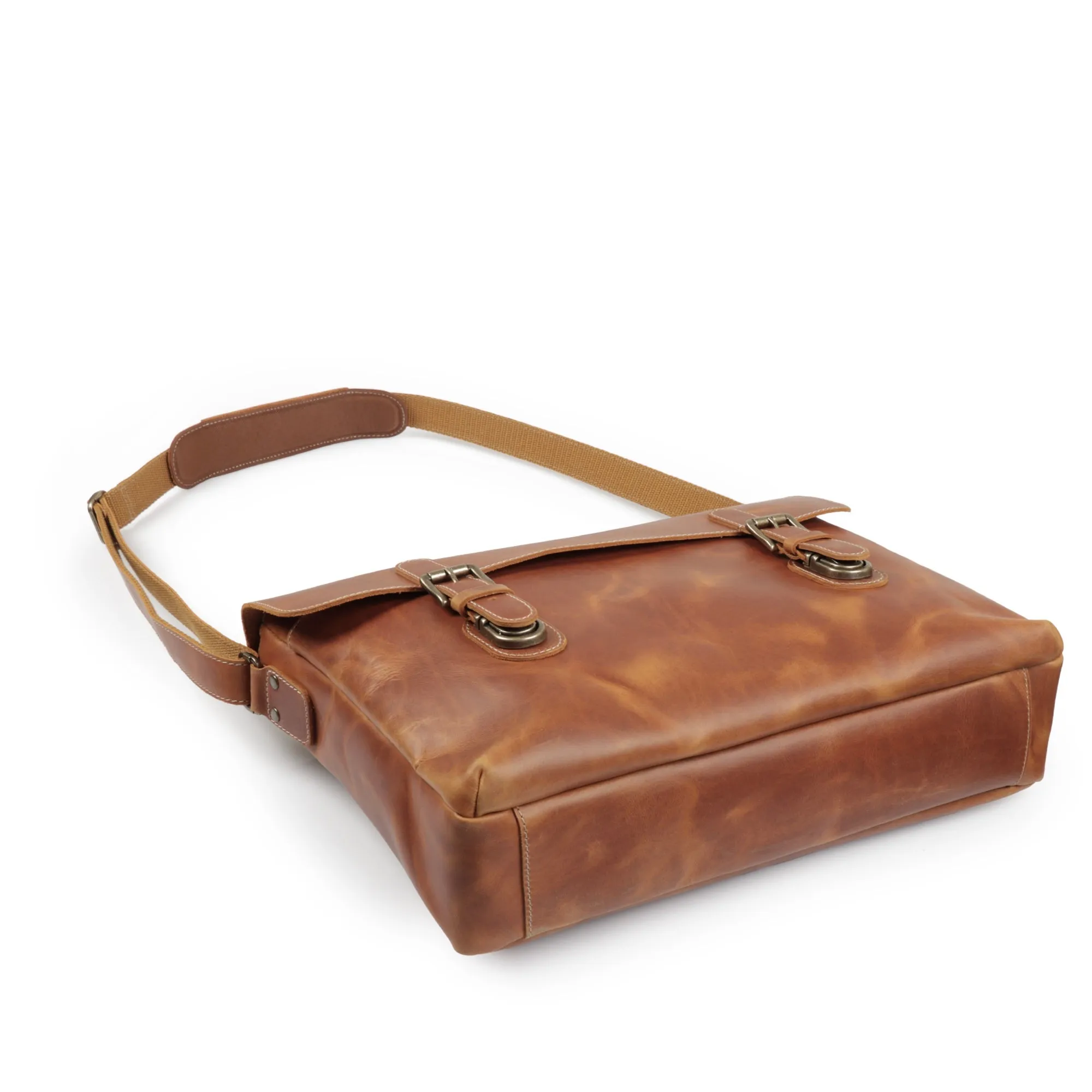 Plume Leather Messenger Bag - Large