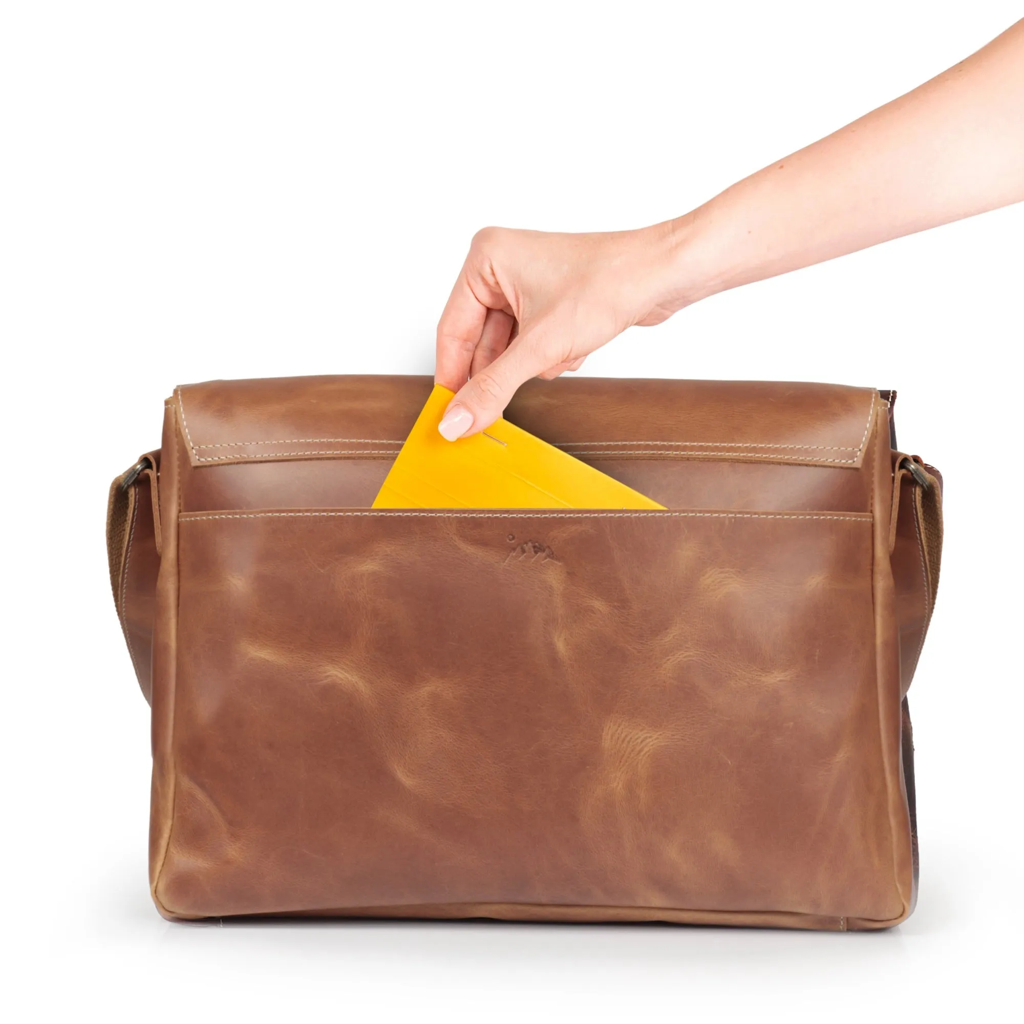 Plume Leather Messenger Bag - Large